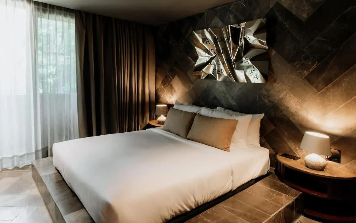 Barneys Ny Gold Residence - Pool - Concierge Tulum